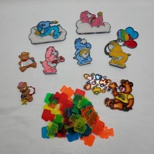 Vintage 80s Care Bears Suncatchers Makit Bakit Teddy Bears Magnets Tokens